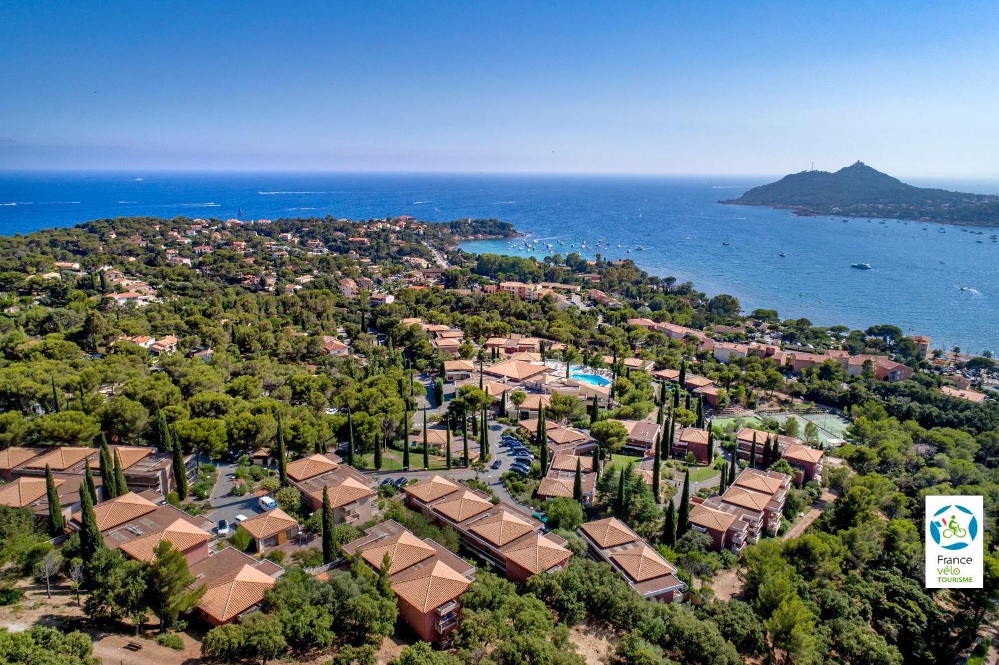 Village Club Les Mas De L'Esterel Saint-Raphaël Buitenkant foto