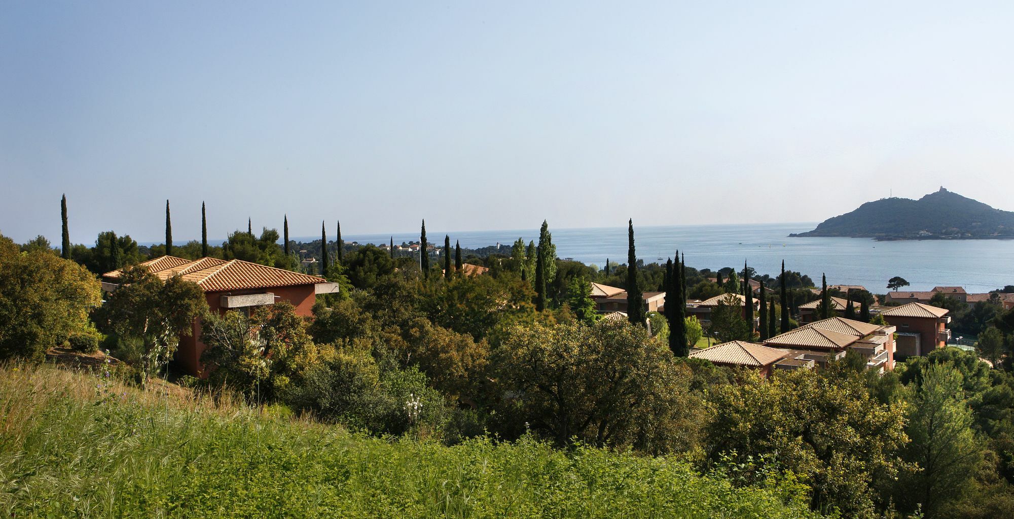 Village Club Les Mas De L'Esterel Saint-Raphaël Buitenkant foto