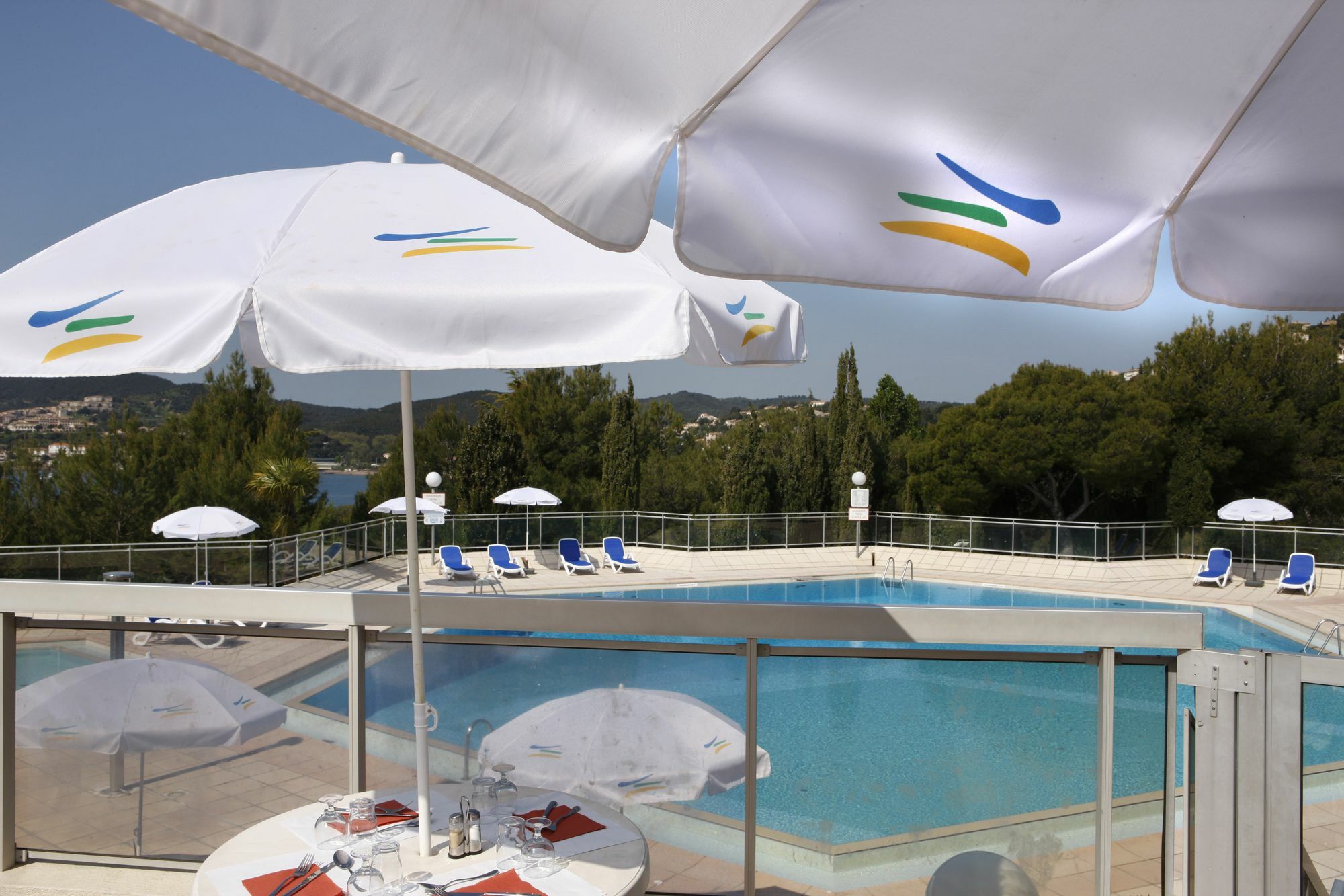 Village Club Les Mas De L'Esterel Saint-Raphaël Buitenkant foto