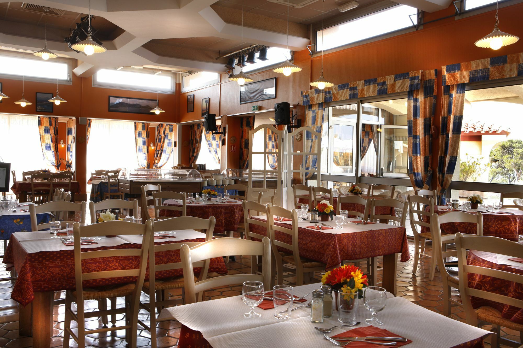 Village Club Les Mas De L'Esterel Saint-Raphaël Buitenkant foto