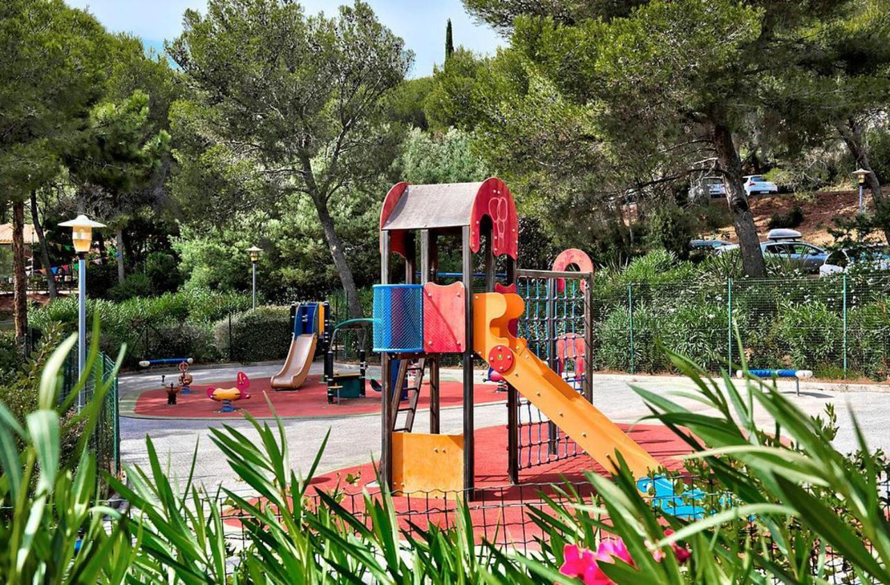 Village Club Les Mas De L'Esterel Saint-Raphaël Buitenkant foto
